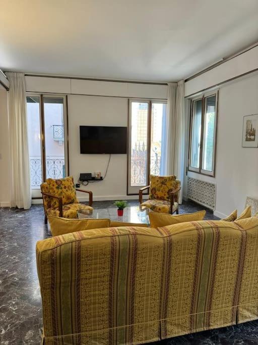Madoneta Apartment Venedig Exteriör bild