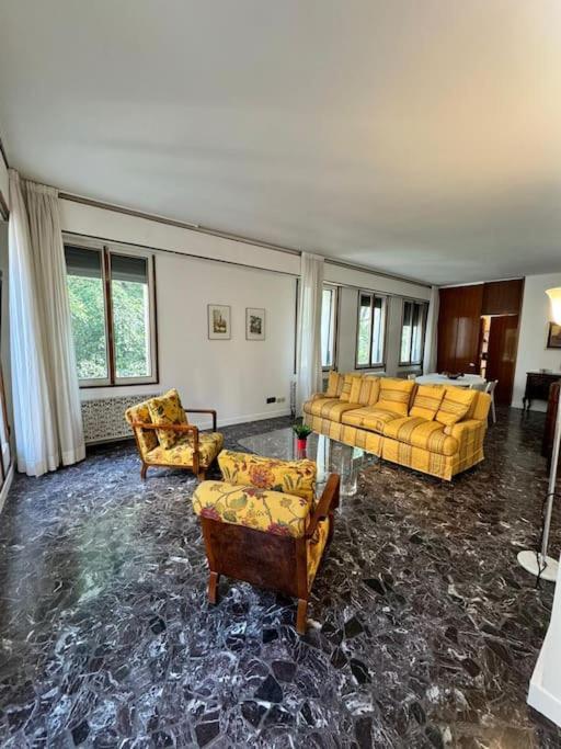 Madoneta Apartment Venedig Exteriör bild